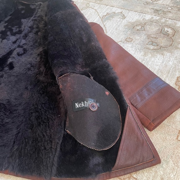 Vintage genuine leather and full fur lined coat - Picture 8 of 9